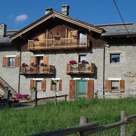 B&B Lo Van - Camere Al Verde Villaggio Di Rumiod 圣皮埃尔 客房 照片